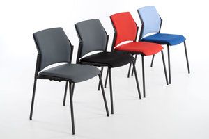 Die Polsterung der Sitzfläche und Rückenlehne kann ausgewählt werden